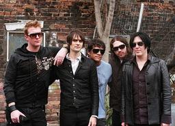 Queens Of The Stone Age завершит альбом в этом году