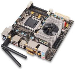 Zotac выпускает две системные платы типоразмера Mini ITX на чипсете Intel Z68, одна — со встроенным GPU NVIDIA GT 430