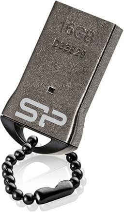 Накопитель SP/Silicon Power Touch T01 настолько мал, что похож на заглушку для порта USB