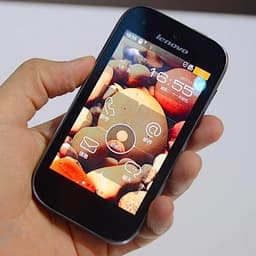 Смартфон Lenovo LePhone S760 получил дисплей типа AMOLED