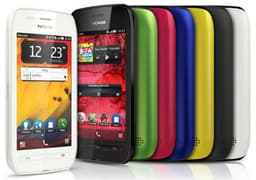 Nokia приступила к поставкам смартфона 603