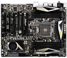 Системная плата ASRock X79 Extreme7 рассчитана на процессоры Intel Sandy Bridge-E