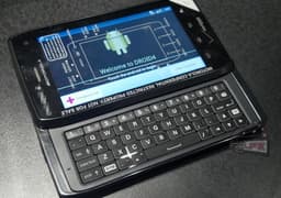 В Сети появились изображения Motorola Droid 4 (Maserati)