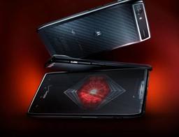 Фото дня: смартфон Motorola Droid RAZR в кевларовом корпусе
