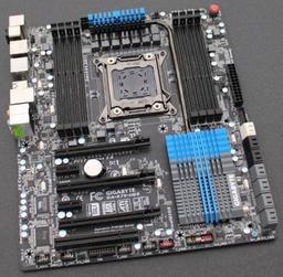 IDF 2011: Gigabyte показала линейку системных плат на чипсете X79 Express