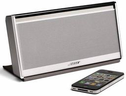Bose представила беспроводную компактную акустическую систему SoundLink