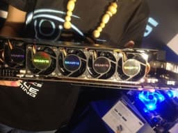 Фото дня: видеокарта GIGABYTE GeForce GTX 680 SuperOverclock
