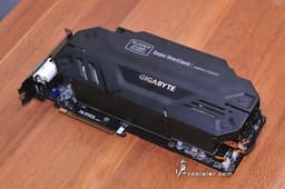 Новая порция снимков позволяет детально изучить строение видеокарты GIGABYTE GeForce GTX 680 SuperOverclock