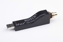 M2Tech hiFaceTWO предоставляет выход S/PDIF за счёт одного порта USB 2.0