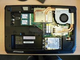 Технология MSI SuperRAID позволяет достичь скорости чтения 964 МБ/с в ноутбуке