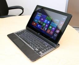 Toshiba продемонстрировала ультрабук-трансформер Satellite U925t под управлением Windows 8