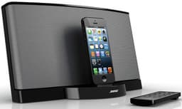 Стыковочная станция Bose SoundDock III рассчитана на новые модели iPhone и iPod