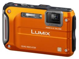 Защищённая камера Panasonic LUMIX FT4 не боится воды, ударов, пыли и мороза