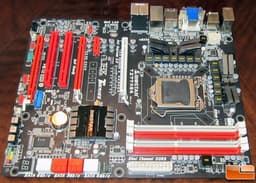 По следам CES: BIOSTAR показала на выставке материнскую плату TZ77XE4 на чипсете Intel Z77