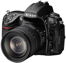 Nikon обещает продолжать выпуск камеры D700, пока на нее будет спрос