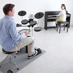 Roland пополняет линейку электронных барабанных установок V-Drums моделями HD-3, TD-30K и TD-30KV