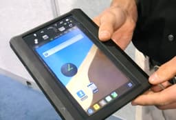 Orchard наградила Android-планшет Toughlet усиленным корпусом и экраном Pixel Qi