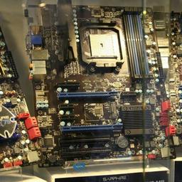 Системная плата Sapphire Pure Platinum A85XT поддерживает APU Trinity в исполнении FM2