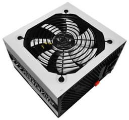 Блок питания Raidmax RX-600AF имеет КПД не ниже 85%