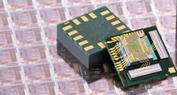 Bosch Sensortec интегрирует акселерометр и гироскоп в микросхеме, занимающей на плате площадь 3 х 4,5 мм