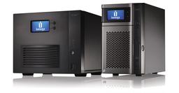 Хранилища Iomega StorCenter px2-300d и StorCenter ix4-300d рассчитаны на два и четыре накопителя соответственно