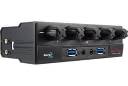 AeroCool Strike-X X-1000 — панель с реобасом и USB 3.0