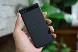 Новый смартфон компаний Blackberry и Porsche Design создан на основе модели BlackBerry Z10