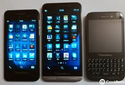 На новых фото смартфон BlackBerry Z30 запечатлен рядом с моделями Z10 и Q5