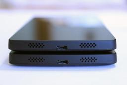 Новые партии смартфонов Google Nexus 5 имеют незначительные аппаратные модификации