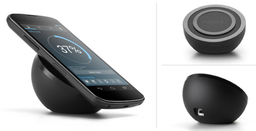 Nexus 4 обзавёлся беспроводной зарядной станцией, а его продажи превысили миллионный рубеж