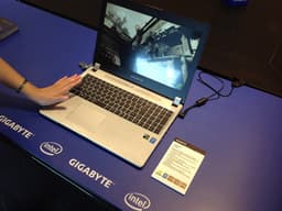 В ноутбуке Gigabyte U35F используется дискретная видеокарта Nvidia GeForce GT 750M