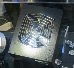FSP представила три модели блоков питания Aurum 92+ HW мощностью до 1200 Вт