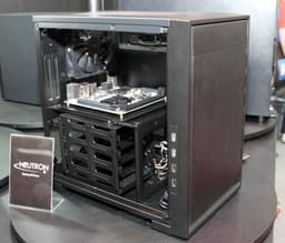 Компьютерный корпус Rosewill Neutron рассчитан на системные платы формата Mini-ITX