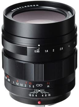 Cosina назвала цену и дату начала продаж объектива Voigtländer Nokton 42.5mm F0.95