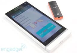 PQI показала флэшку, защищенную с помощью NFC