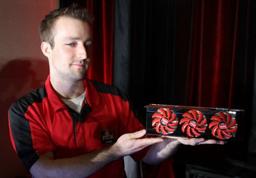 AMD показала референсную видеокарту Radeon HD 7990 и новую линейку ускорителей Radeon Sky, предназначенную для облачных игровых сервисов