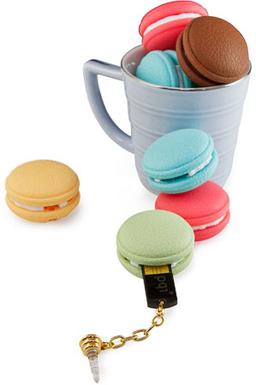 PQI представила разноцветные флэшки Macaron