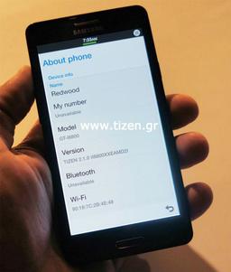 Смартфон Samsung GT-i8800 работает под управлением ОС Tizen 2.1 Mobile