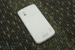 Google Nexus 4 в белом цвете появится 10 июня, Google Nexus 7 второго поколения — в июле
