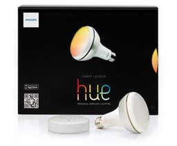 Яркость лампы Philips Hue (BR30) может быть изменена при помощи мобильного устройства 