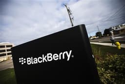 В случае отказа от сделки с Fairfax и другими кредиторами, BlackBerry придется выплатить 250 млн. долларов неустойки