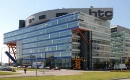 HTC впервые завершила квартал убытками