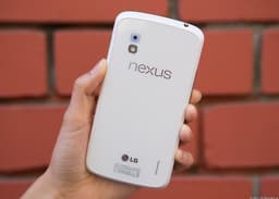 Возможно, Google снова начнёт продавать смартфон Nexus 4, но уже с поддержкой LTE