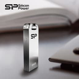 Флэш-накопитель Silicon Power Touch T03 заключен в стальной нержавеющий корпус