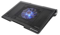 Охлаждающая подставка Thermaltake Massive SP оснащена двумя громкоговорителями