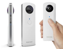Камера Ricoh Theta спроектирована специально для съемки сферических панорам