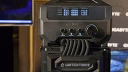 Gigabyte продемонстрировала систему Water Force, состоящую из трёх 3D-карт GeForce GTX 780 Ti и общей жидкостной СО