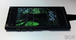 Фото дня: смартфон Amazon