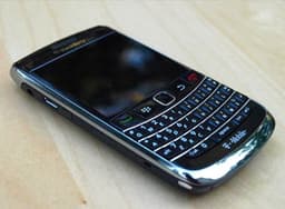 BlackBerry не будет продлевать контракт с оператором T-Mobile