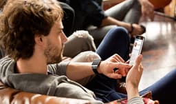На IFA 2014 компания Samsung анонсирует «умные» часы Gear 3 с изогнутым дисплеем